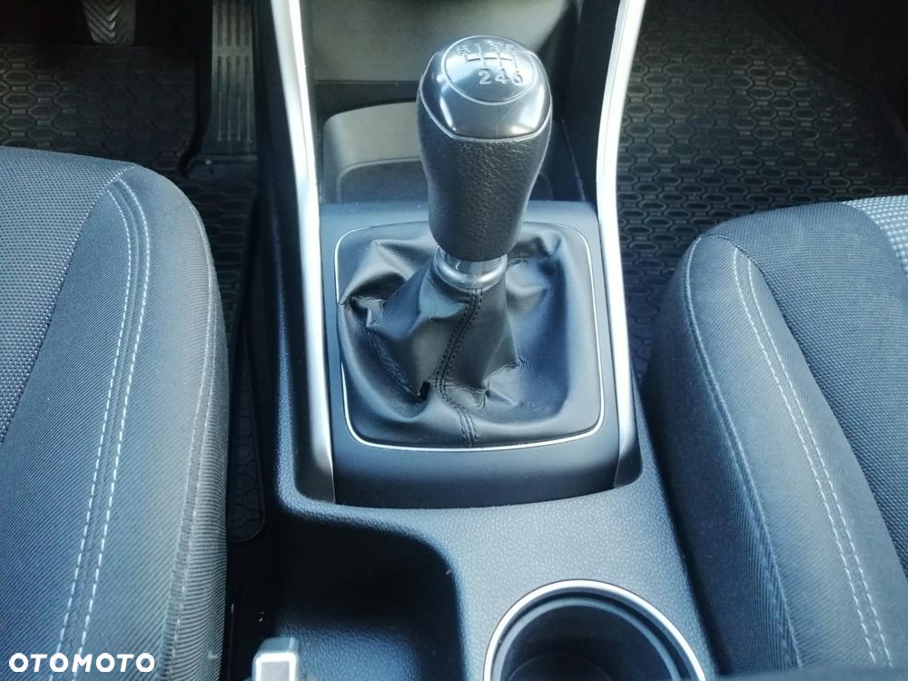 Hyundai i30 - 16