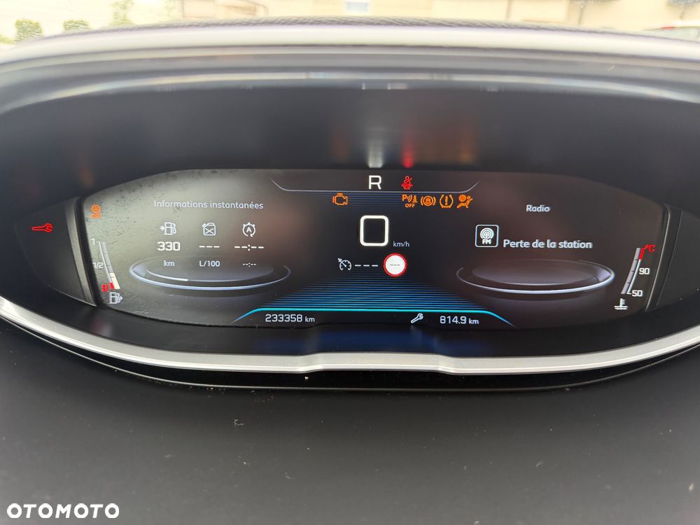 Peugeot 5008 1.6 BlueHDi Style 7os - 27
