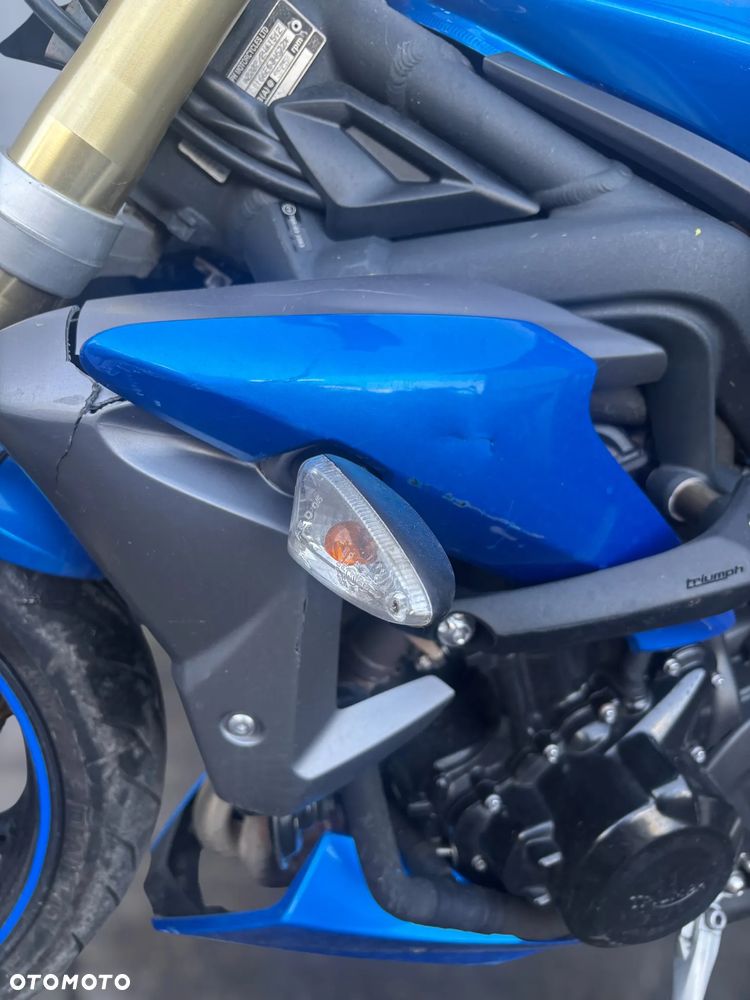 Triumph Street Triple - 9