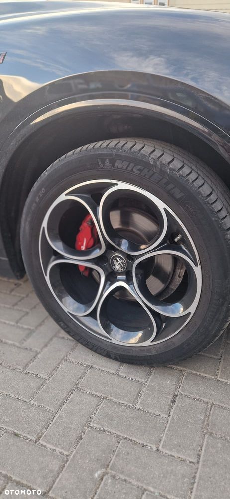 Alfa Romeo Stelvio 2.0 Turbo Veloce TI Q4 - 26
