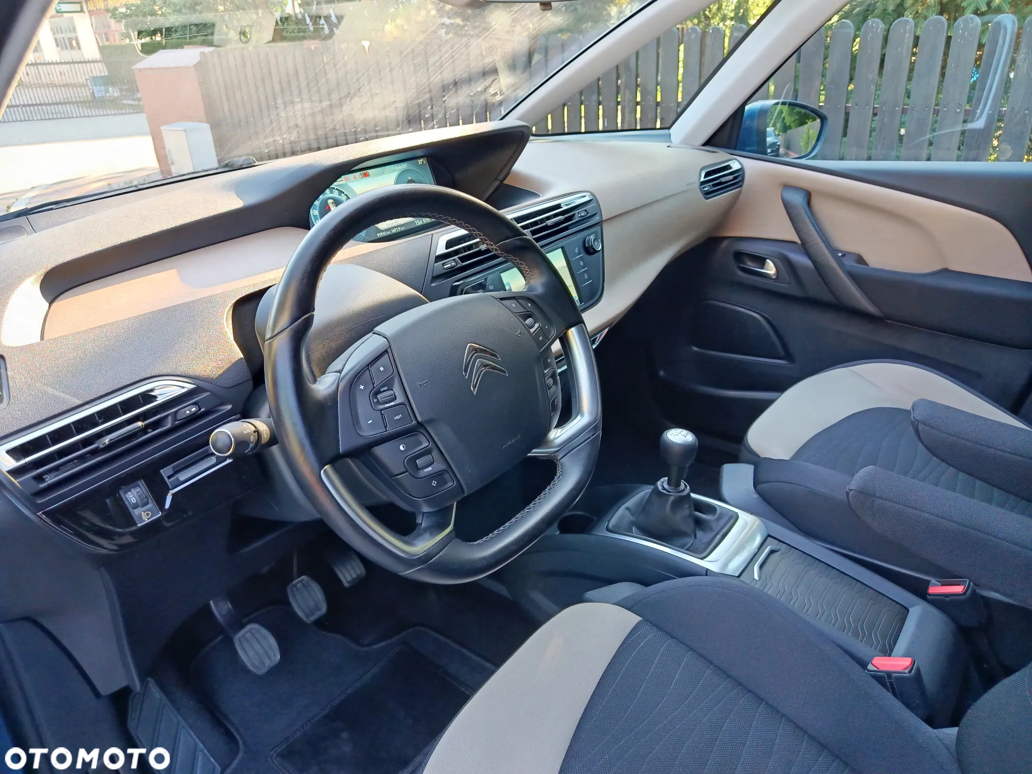 Citroën C4 Picasso 1.2 PureTech Shine S&S - 11