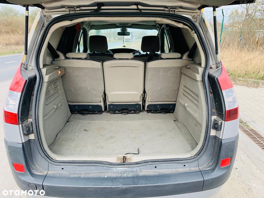 Renault Scenic 1.6 16V Privilege - 6