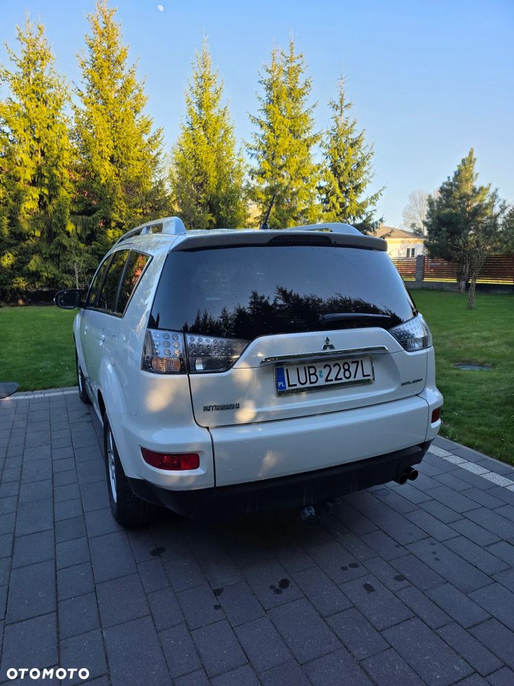 Mitsubishi Outlander 2.2 DI-D 4WD TC-SST Instyle - 4