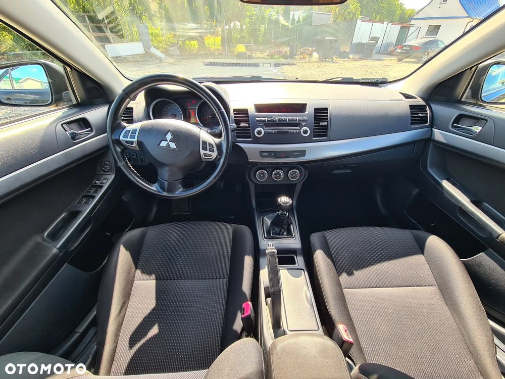 Mitsubishi Lancer 1.8 Instyle - 24