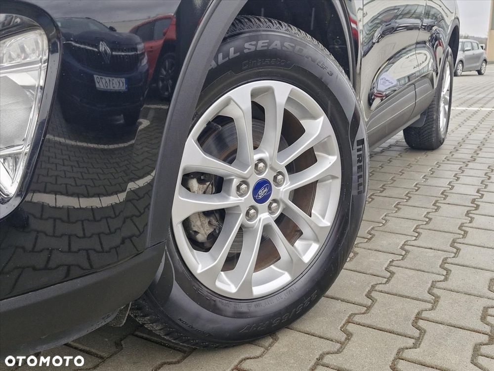 Ford Kuga 2.5 FHEV FWD Titanium - 19