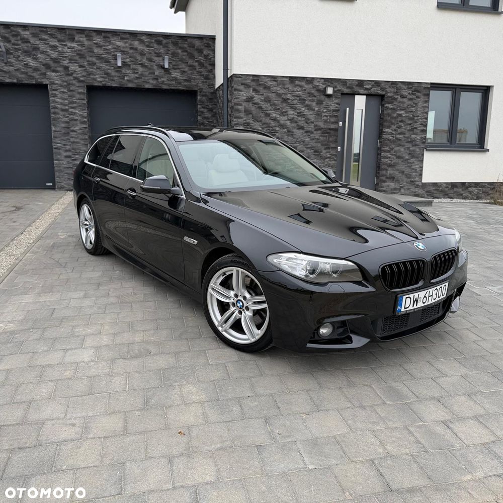 BMW Seria 5 525d xDrive Sport-Aut Modern Line - 1