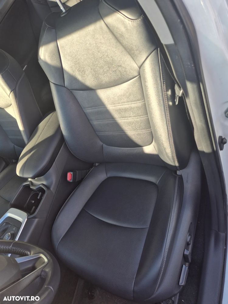 Toyota RAV4 2.5 VVT-iE 4x4 Luxury - 15