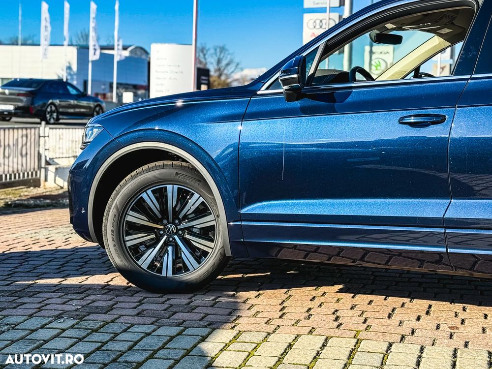 Volkswagen Touareg V6 TDI 4MOTION Elegance - 26