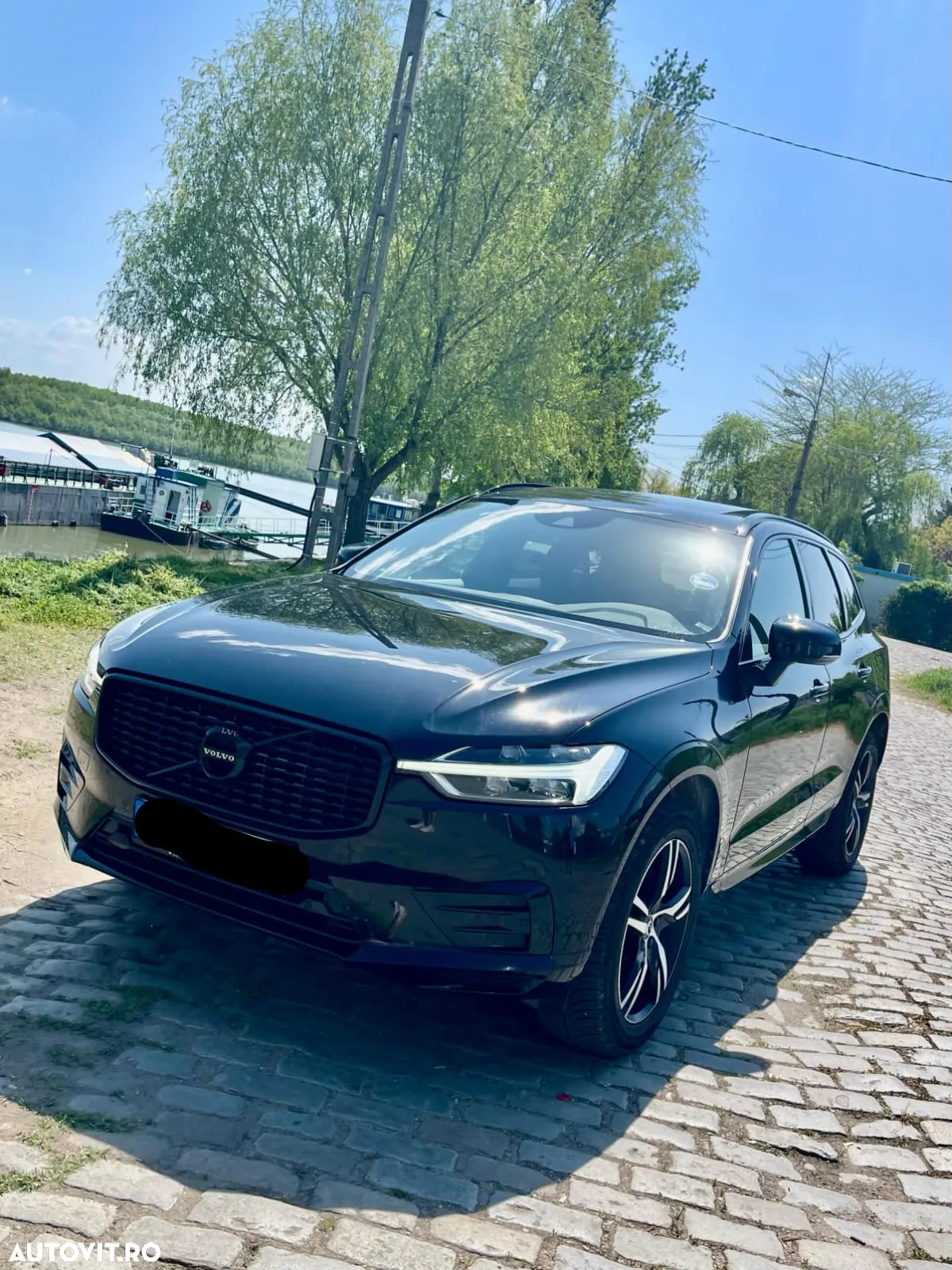 Volvo XC 60 D4 AWD Geartronic RDesign - 8