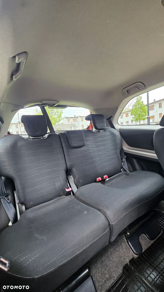 Toyota Yaris 1.3 Luna A/C - 12
