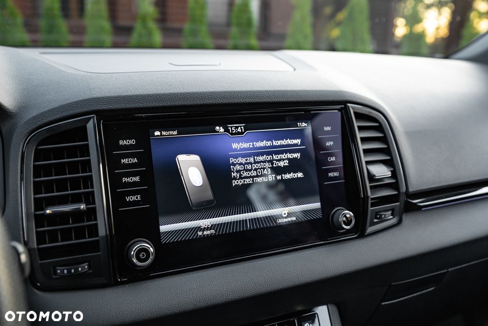 Skoda Karoq 2.0 TSI 4x4 DSG Sportline - 33