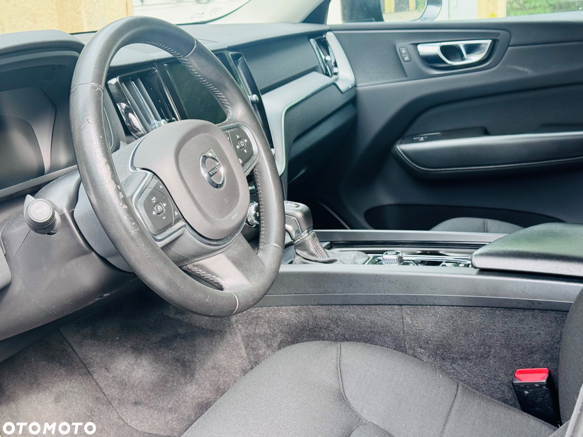 Volvo XC 60 T4 Momentum - 27