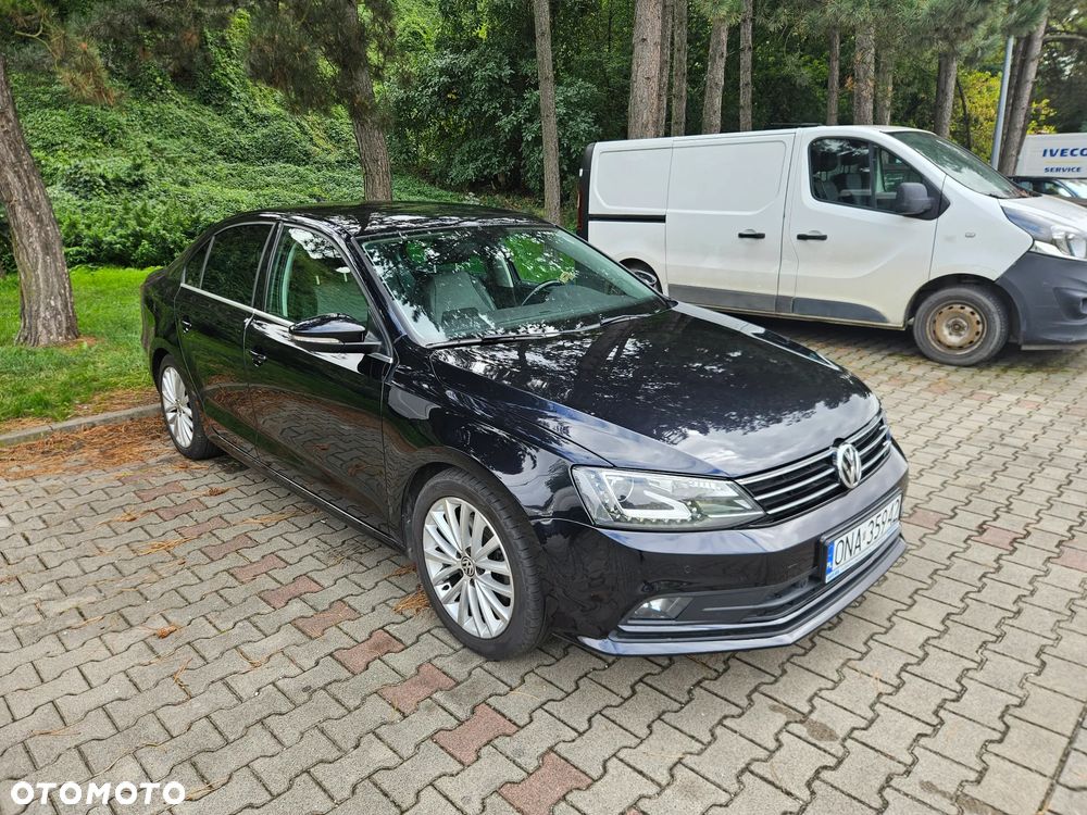 Volkswagen Jetta 1.4 TSI BMT Highline - 20