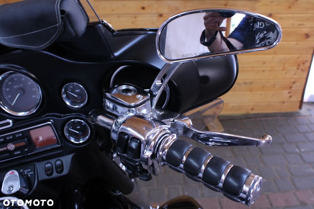 Harley-Davidson FLHTCU Ultra - 19