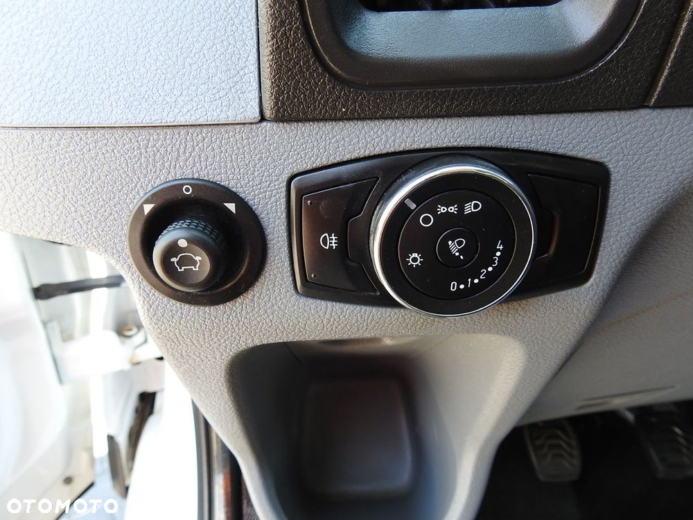 Ford TRANSIT SKRZYNIA PODWÓJNA KABINA DOKA 7 MIEJSC KLIMATYZACJA  130KM - 23
