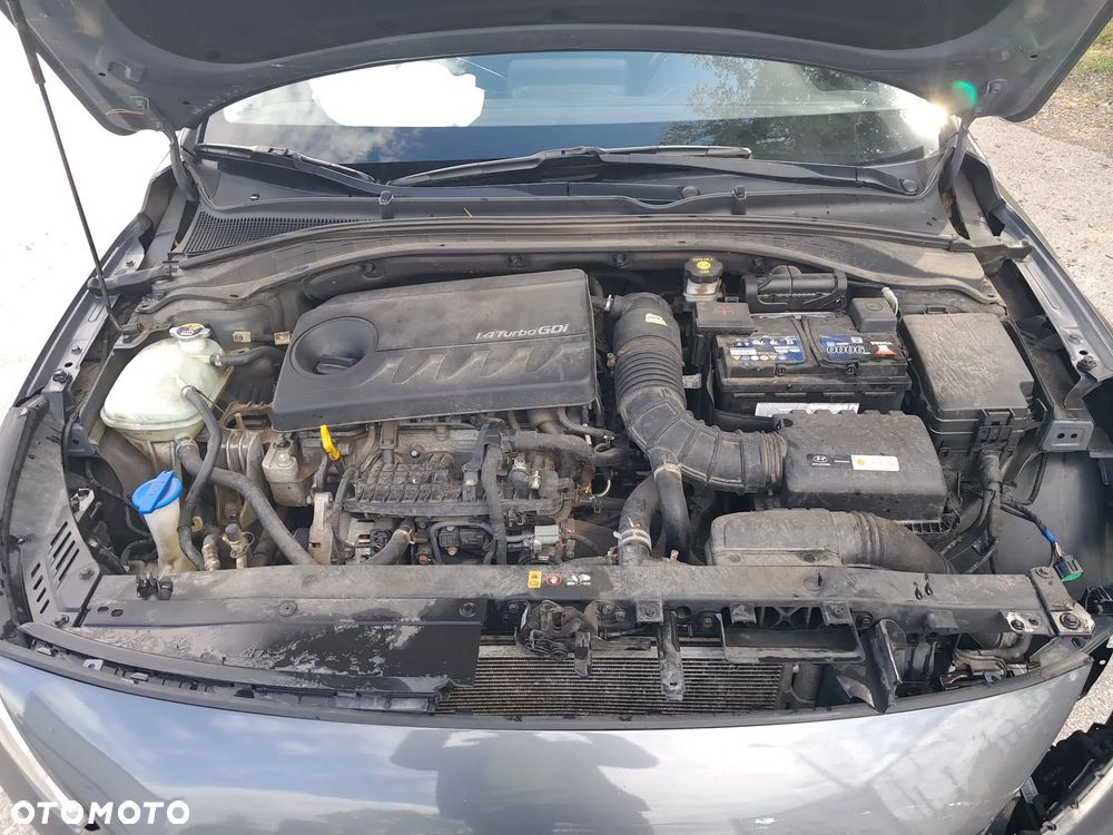 Hyundai i30 - 16