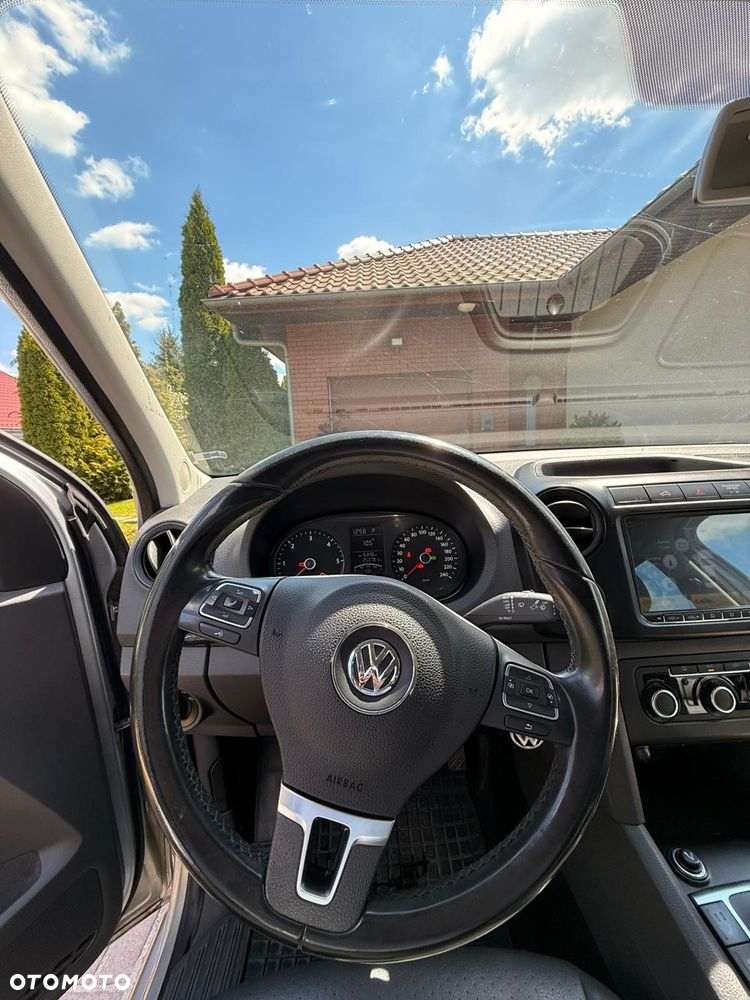 Volkswagen Amarok - 10