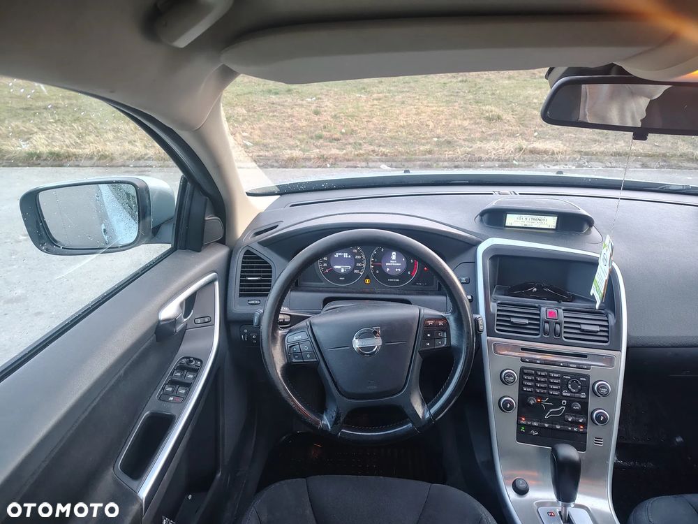 Volvo XC 60 - 8