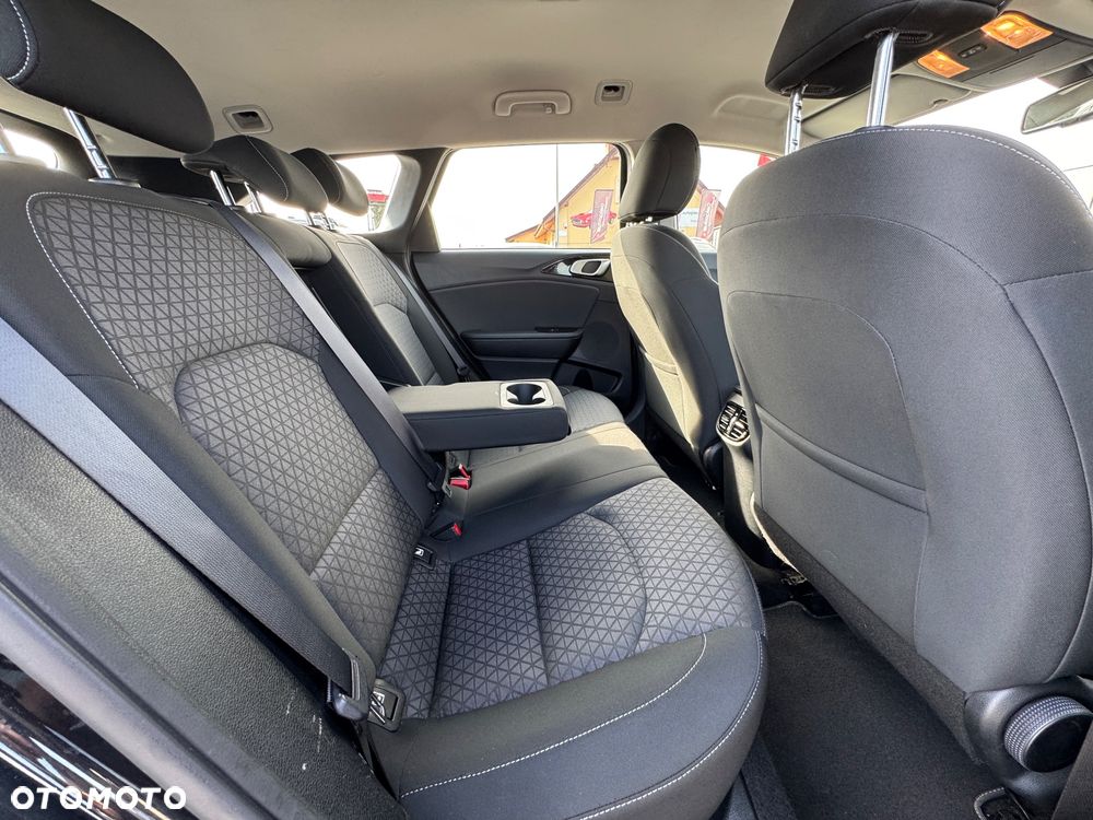 Kia Ceed 1.6 CRDi SCR GT-Line DCT - 16