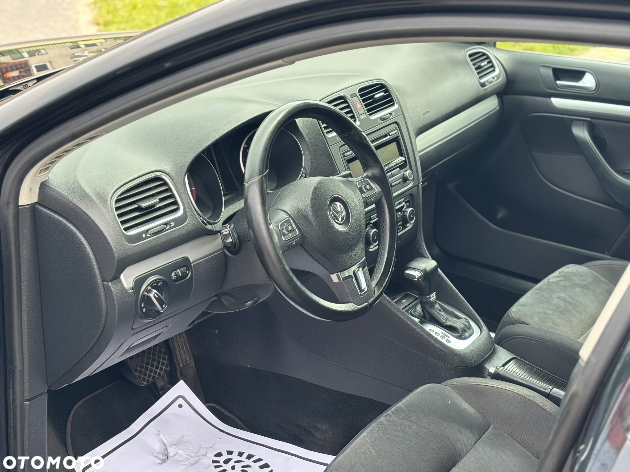 Volkswagen Golf VI 1.4 TSI Highline DSG - 9