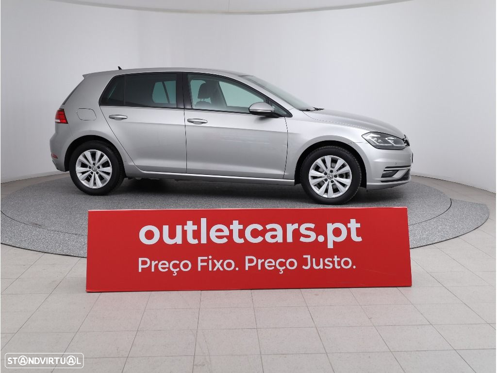 VW Golf 1.6 TDI Confortline - 19
