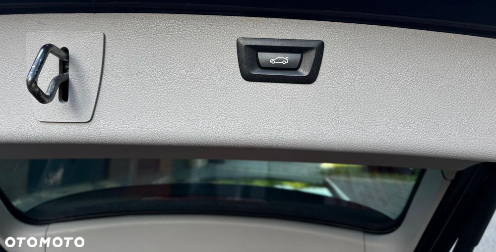 BMW Seria 3 320d Efficient Dynamics - 18