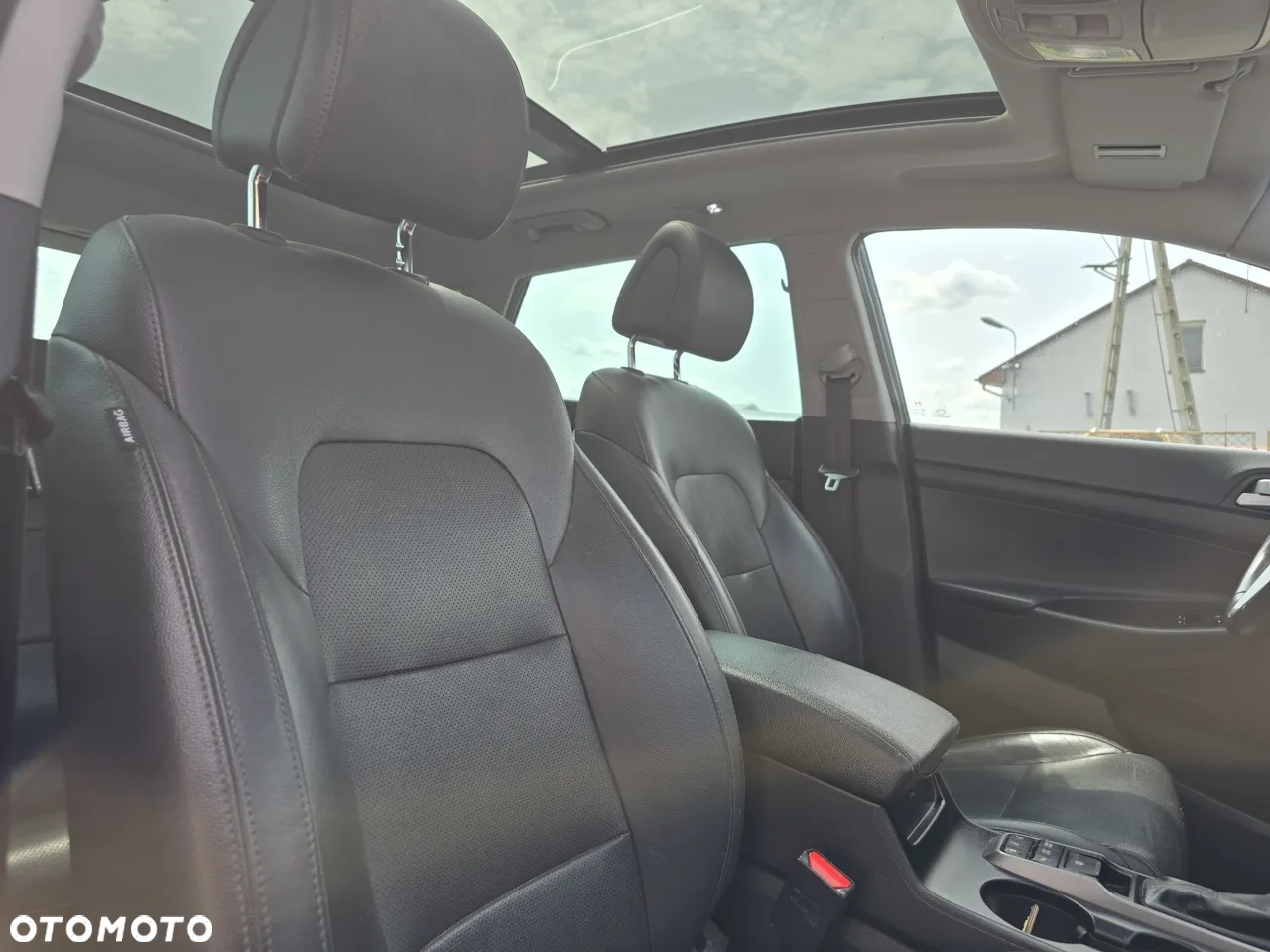 Hyundai Tucson blue 1.7 CRDi 2WD DCT Premium - 27