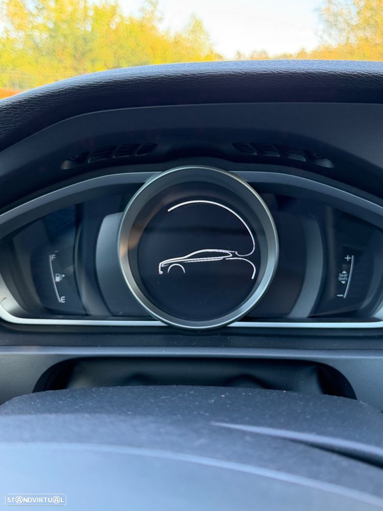 Volvo V40 Cross Country D3 Ocean Race - 11