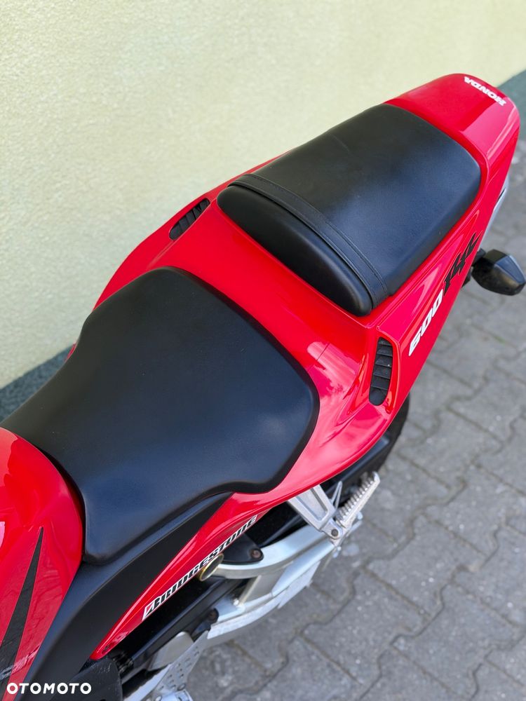 Honda CBR - 32