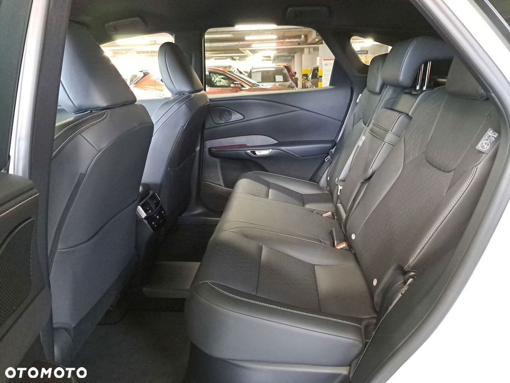 Lexus RX 450h+ Prestige - 34