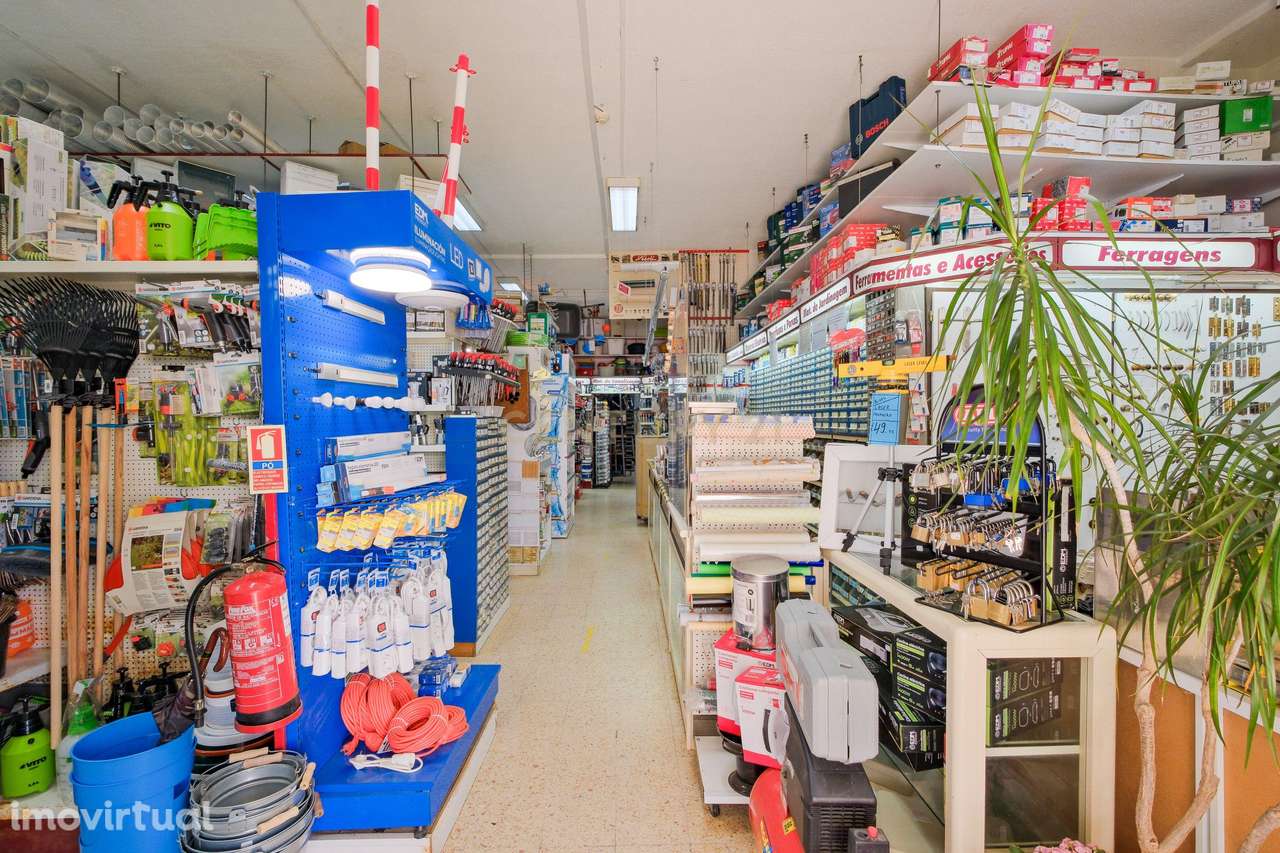 Trespasse loja de Ferragens e Drogaria - Pai do Vento - Grande imagem: 5/17