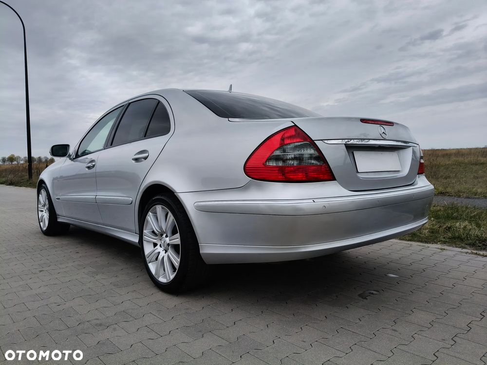Mercedes-Benz Klasa E 200 Kompressor Elegance - 23