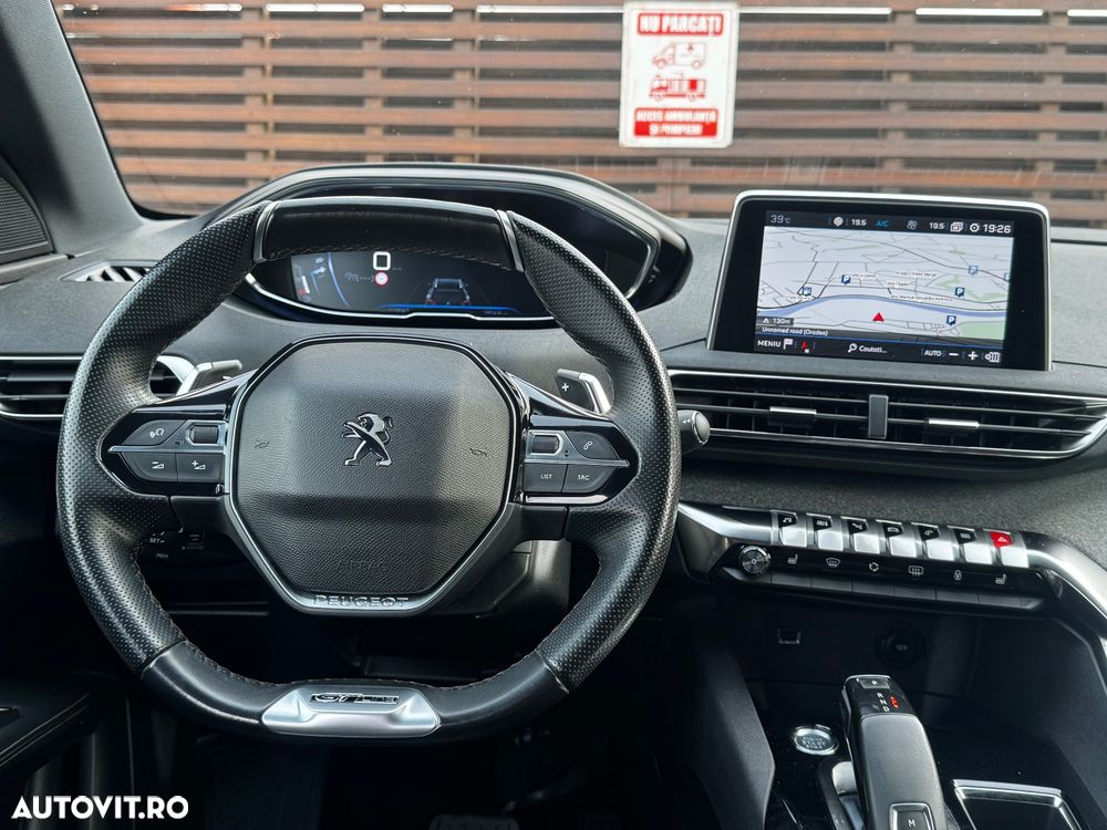Peugeot 3008 BlueHDi 130 Stop & Start EAT8 Active - 17