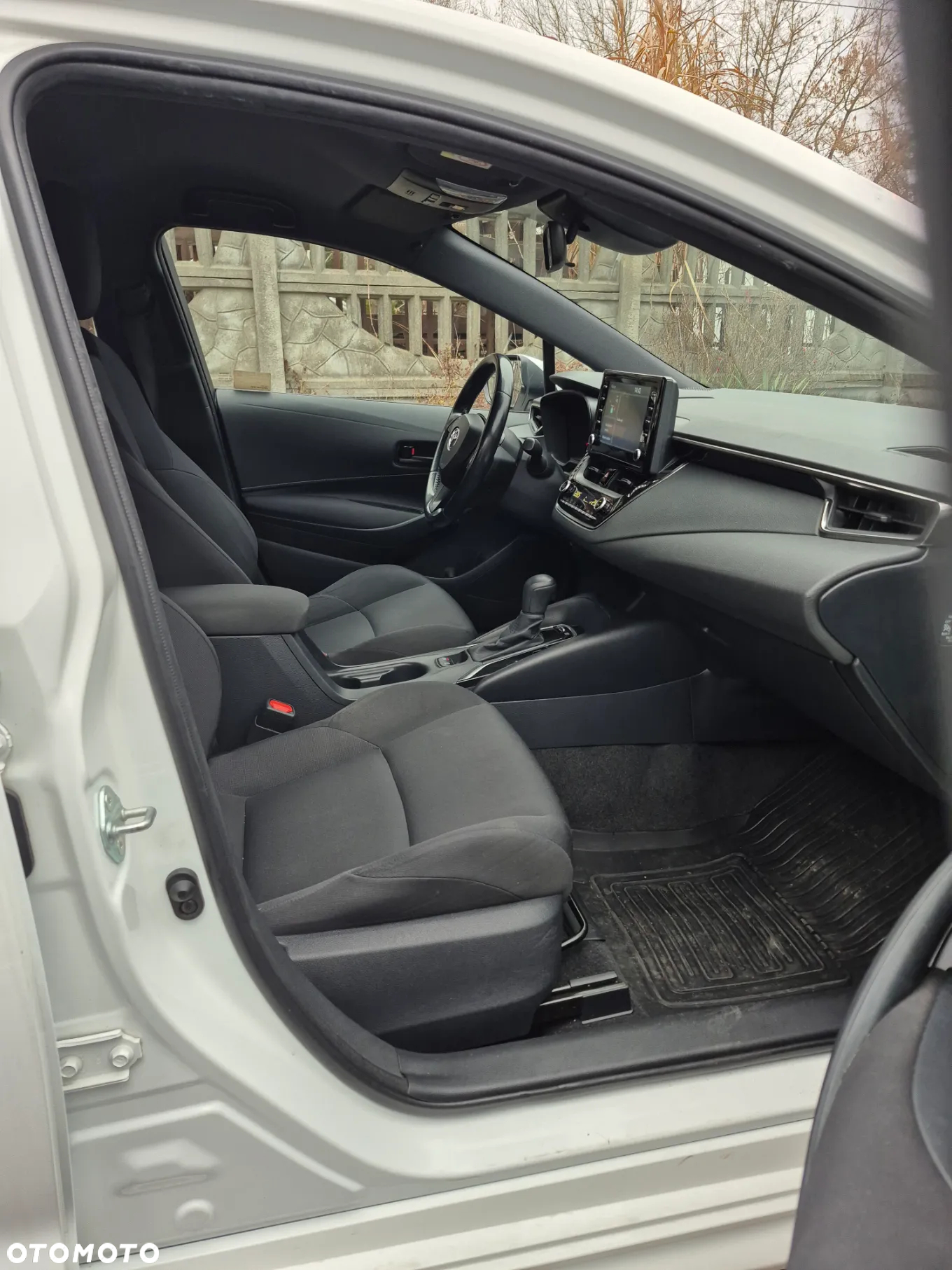 Toyota Corolla 1.8 Hybrid Comfort - 16