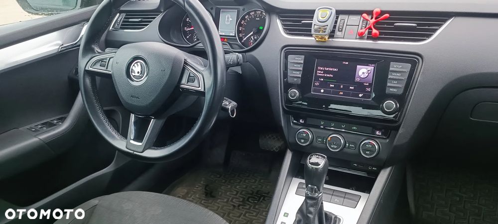 Skoda Octavia 1.8 TSI Ambition DSG - 9