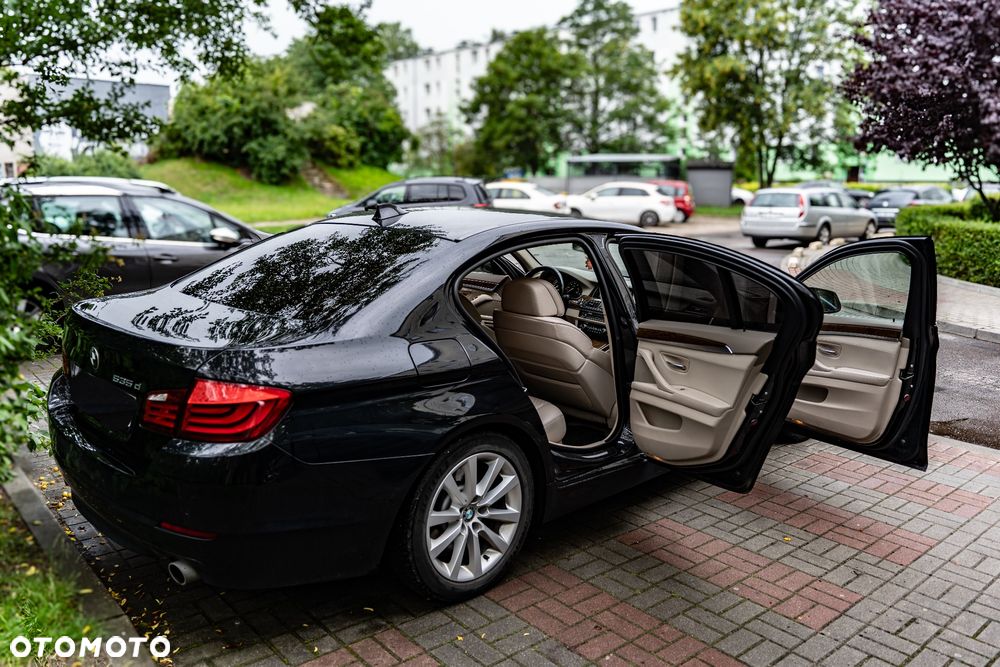 BMW Seria 5 535d xDrive - 13