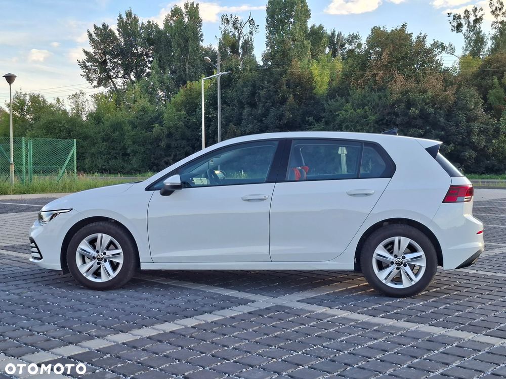 Volkswagen Golf VIII 2.0 TDI Life - 3