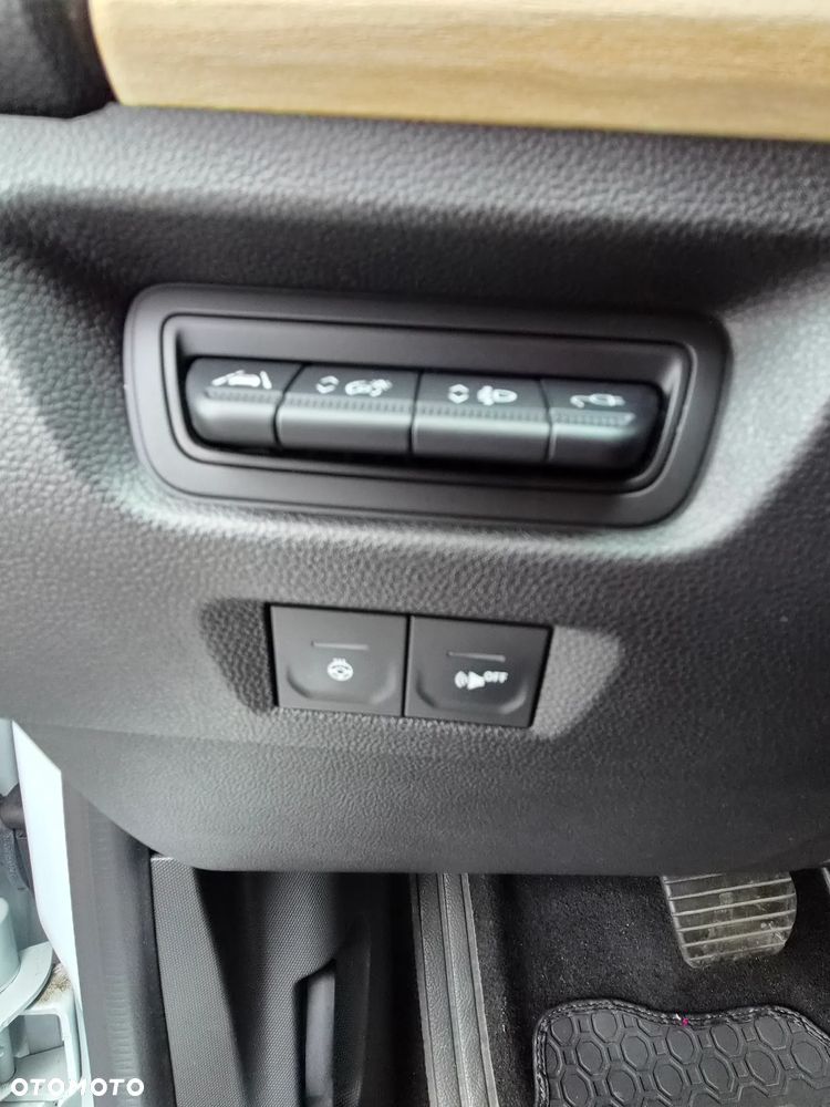 Renault Zoe EV50 135hp Riviera - 12