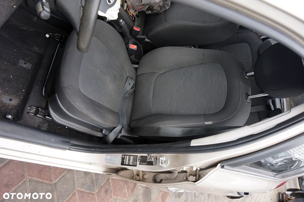 HYUNDAI I20 I 5D HB 2011 WK 1.2 16V G4LA 77KM MA177 BEŻOWY na części - 10