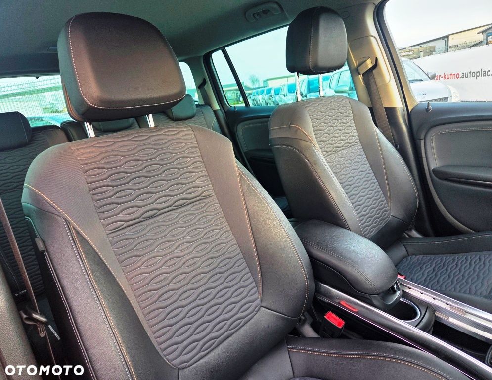 Opel Zafira Tourer 2.0 CDTI Innovation - 33