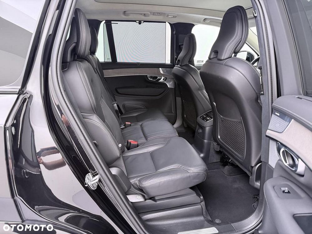Volvo XC 90 T8 AWD Ultra Dark - 35