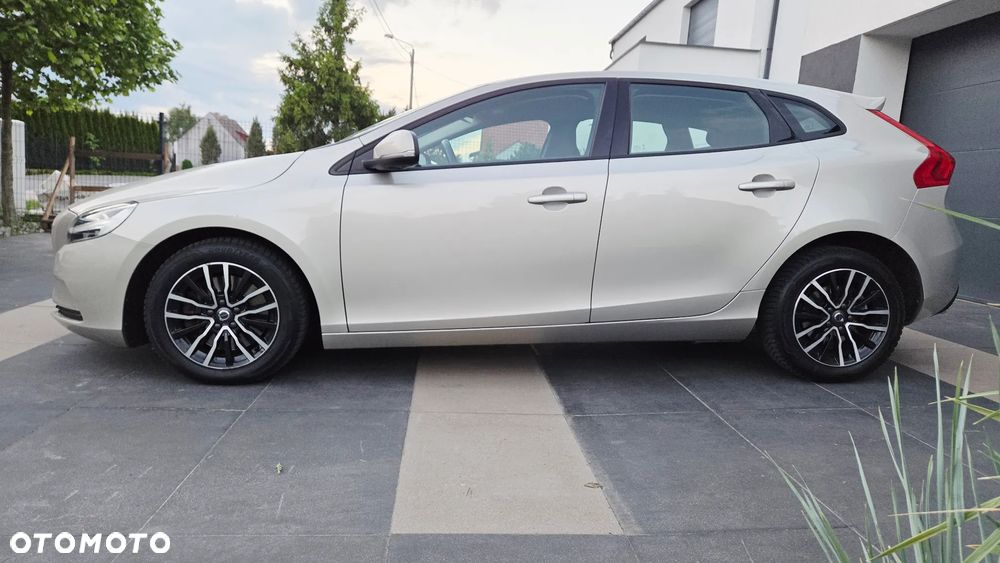 Volvo V40 D3 Drive-E SCR Kinetic - 2