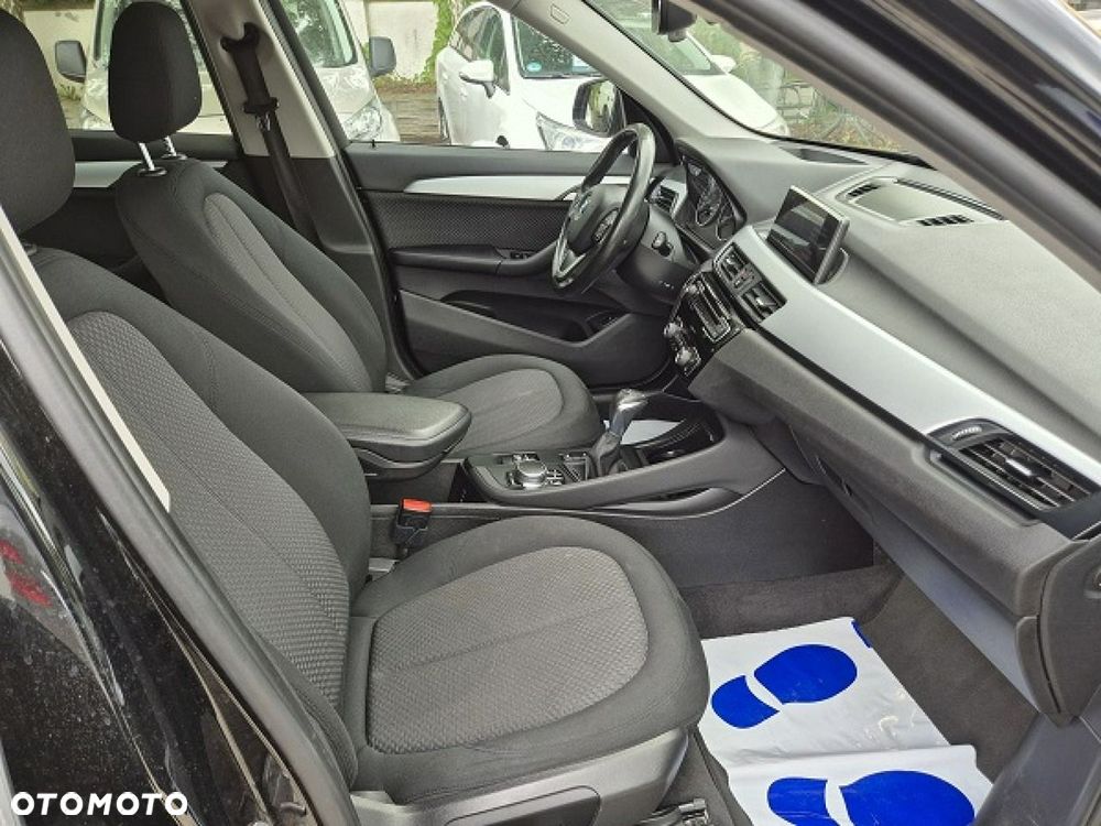 BMW X1 - 16