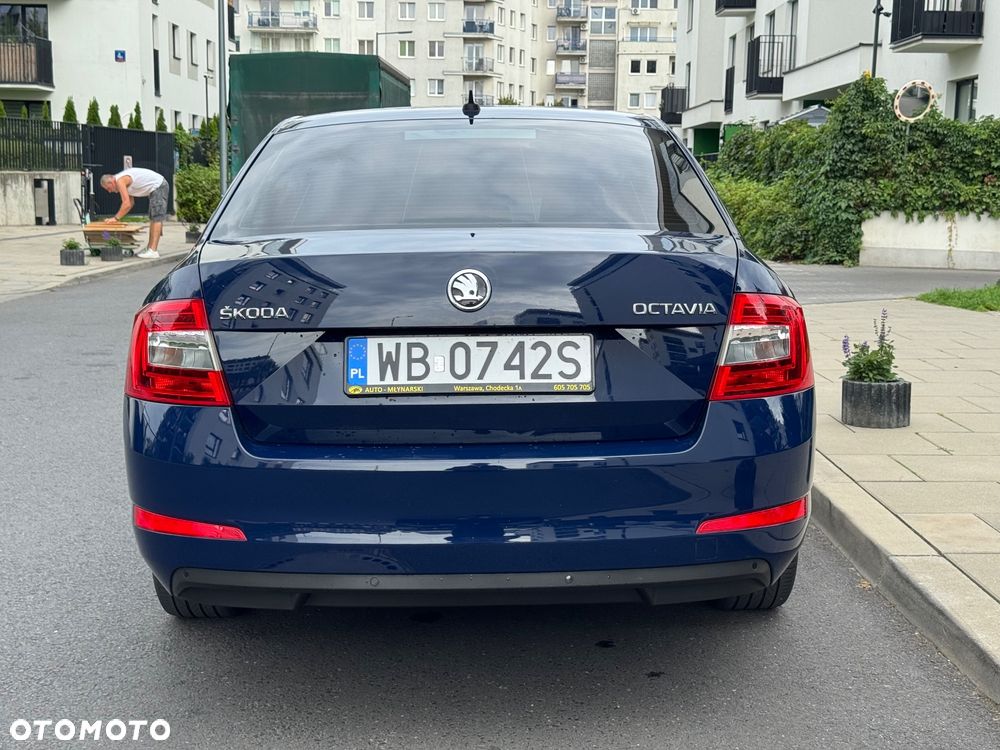Skoda Octavia 2.0 TDI Ambition - 4