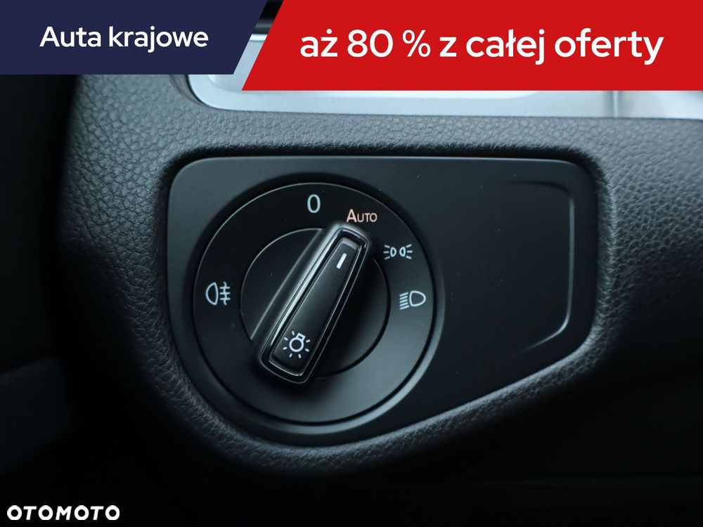Volkswagen Golf - 20