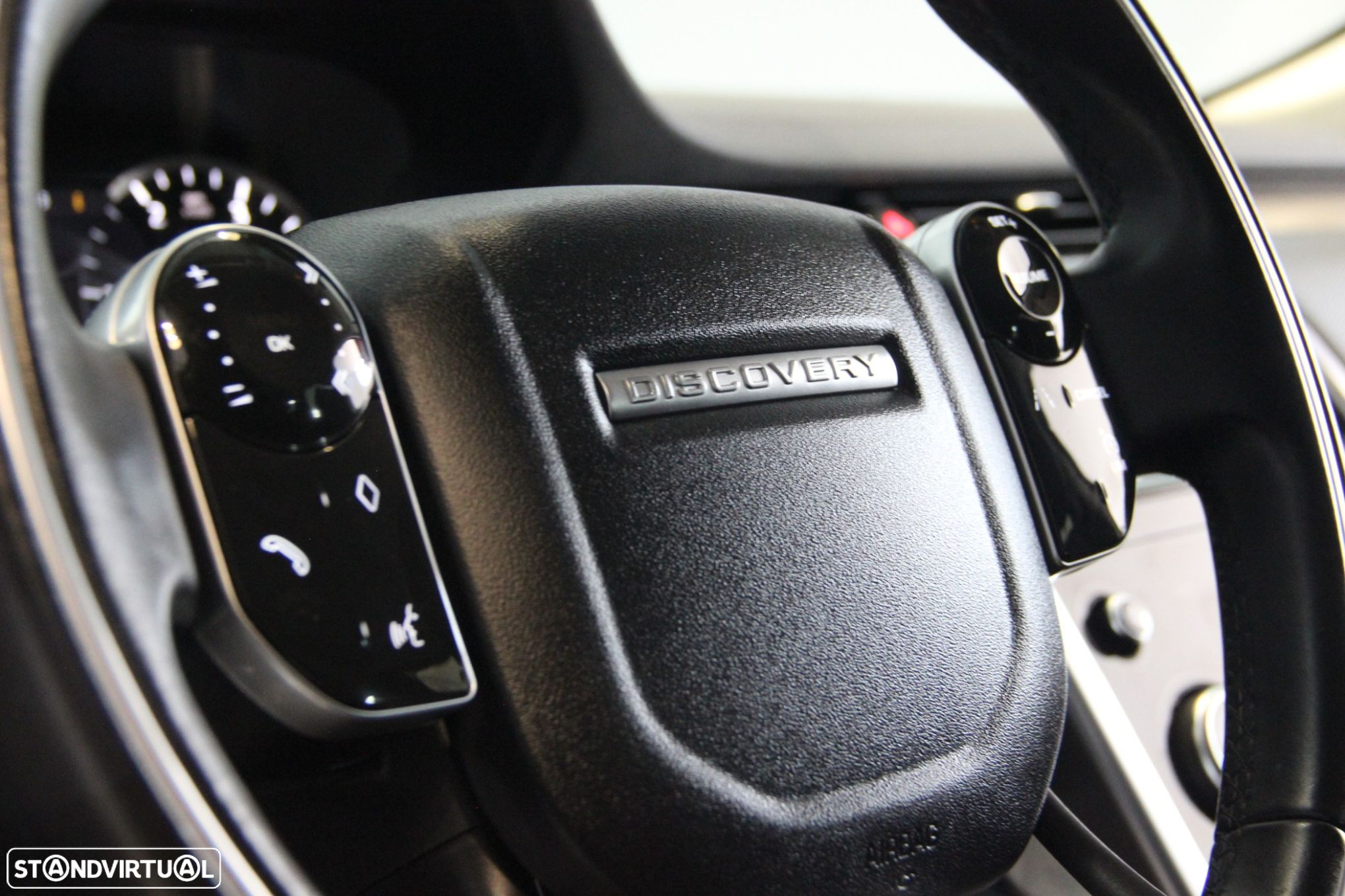 Land Rover Discovery Sport 2.0 eD4 R-Dynamic 7L - 18