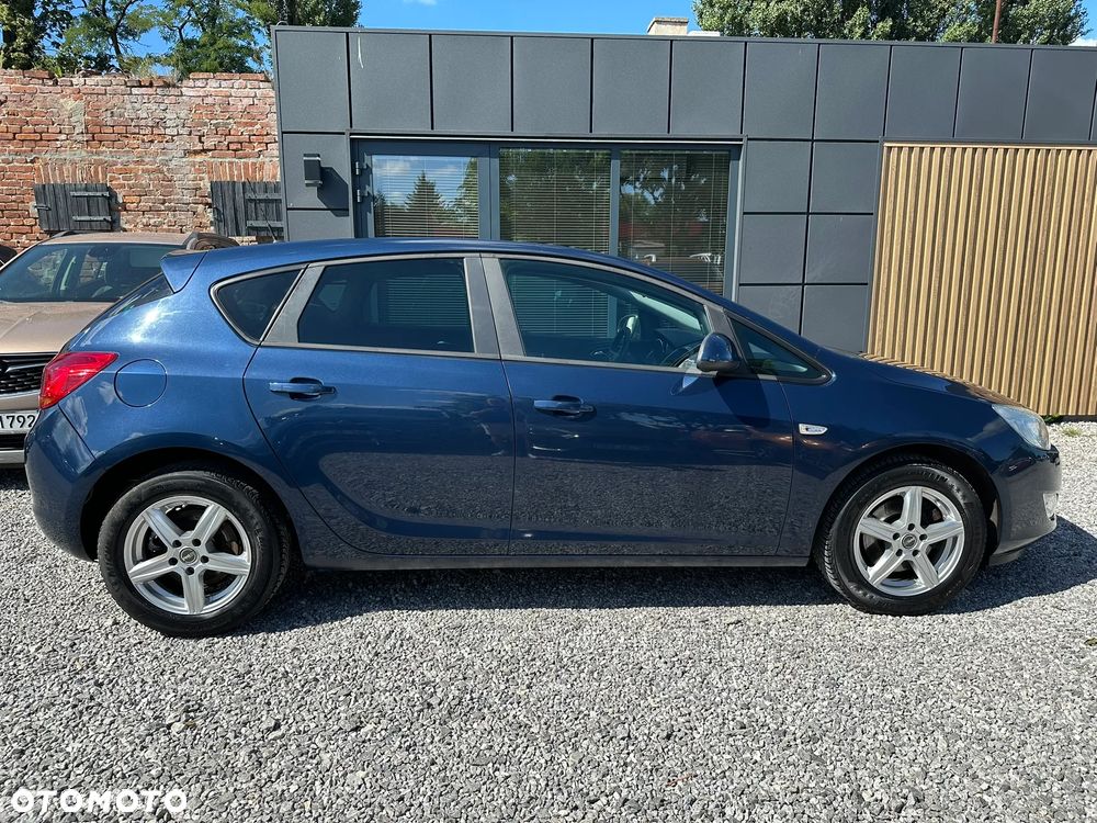 Opel Astra 1.7 CDTI DPF ecoFLEX TourerStart/Stop 150 Jahre - 28