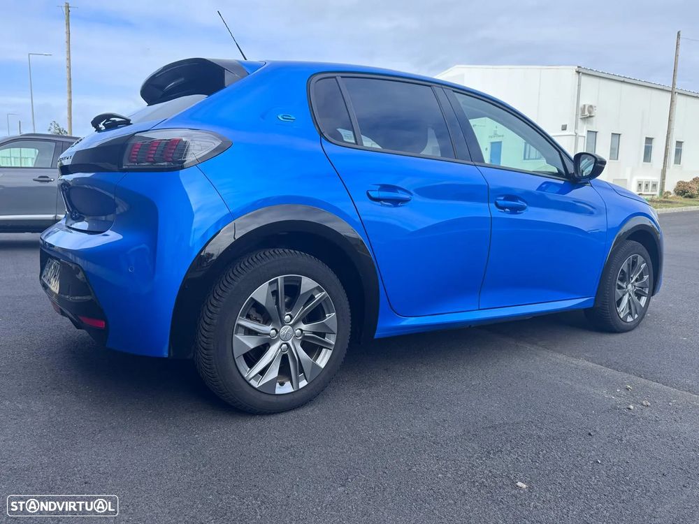 Peugeot e-208 Allure Pack - 8