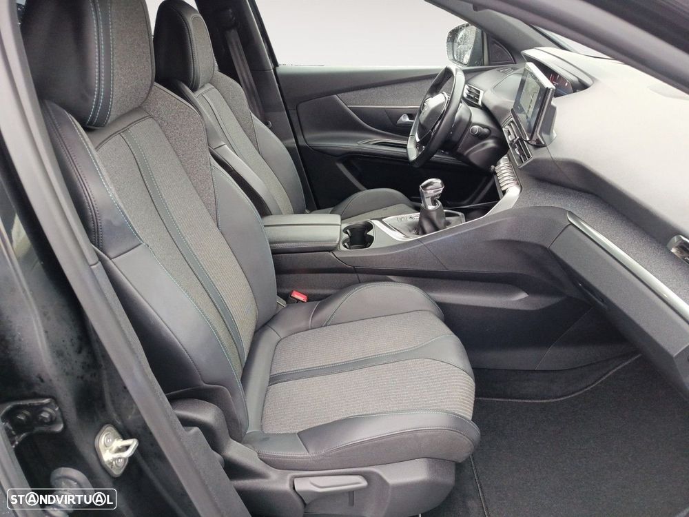 Peugeot 5008 1.2 PureTech Allure Pack - 15