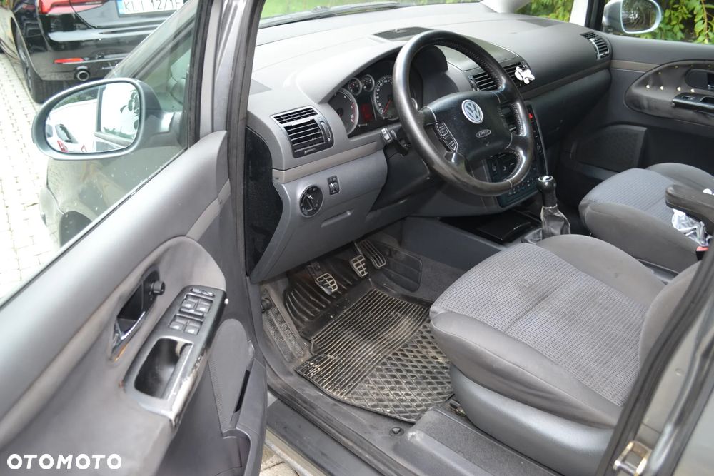 Ford Galaxy 1.9 TDI Ghia - 16